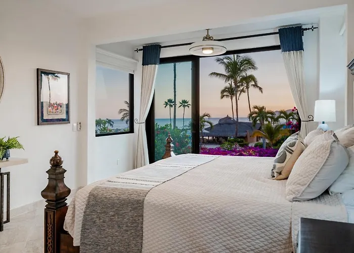 Casa Del Mar Dorado 101 2br Beachfront Holiday home *